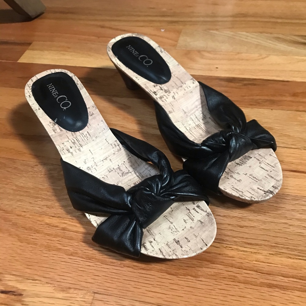 RARE Vintage Faux Leather Corkscrew Sandals Heels!